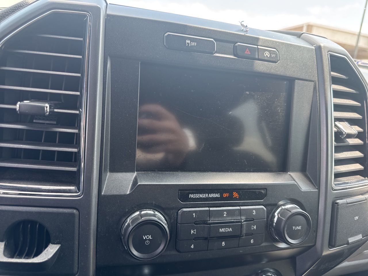 Certified 2019 Ford F150 XLT w/ Equipment Group 301A Mid image 13