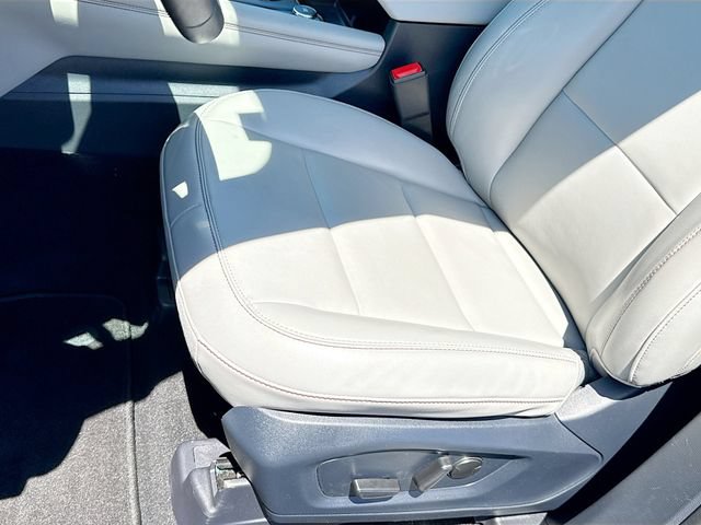 Certified 2025 Ford Explorer Active w/ Active Comfort Package AWD/4WD image 27