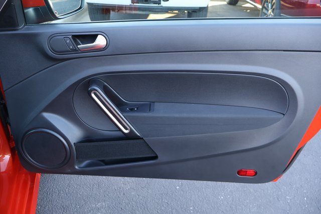 Used 2019 Volkswagen Beetle 2.0T S image 16