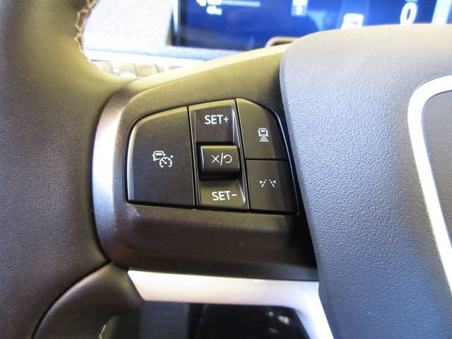 Certified 2025 Ford Mustang Mach-E GT image 17