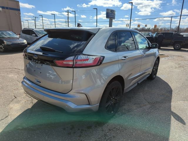 Certified 2023 Ford Edge ST-Line image 6