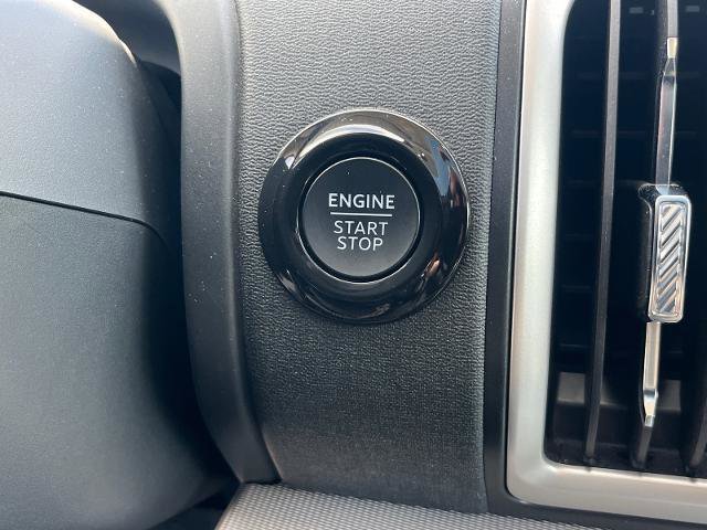 Certified 2025 Ford Expedition Active AWD/4WD image 8