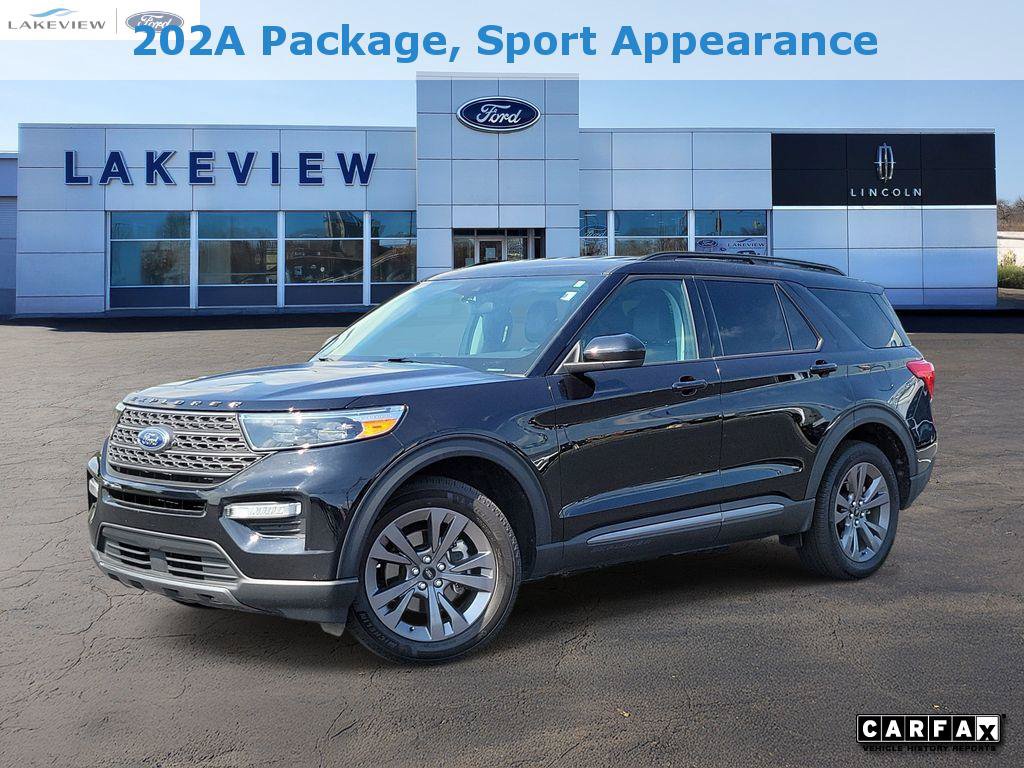 Certified 2024 Ford Explorer XLT w/ Equipment Group 202A AWD/4WD image 1