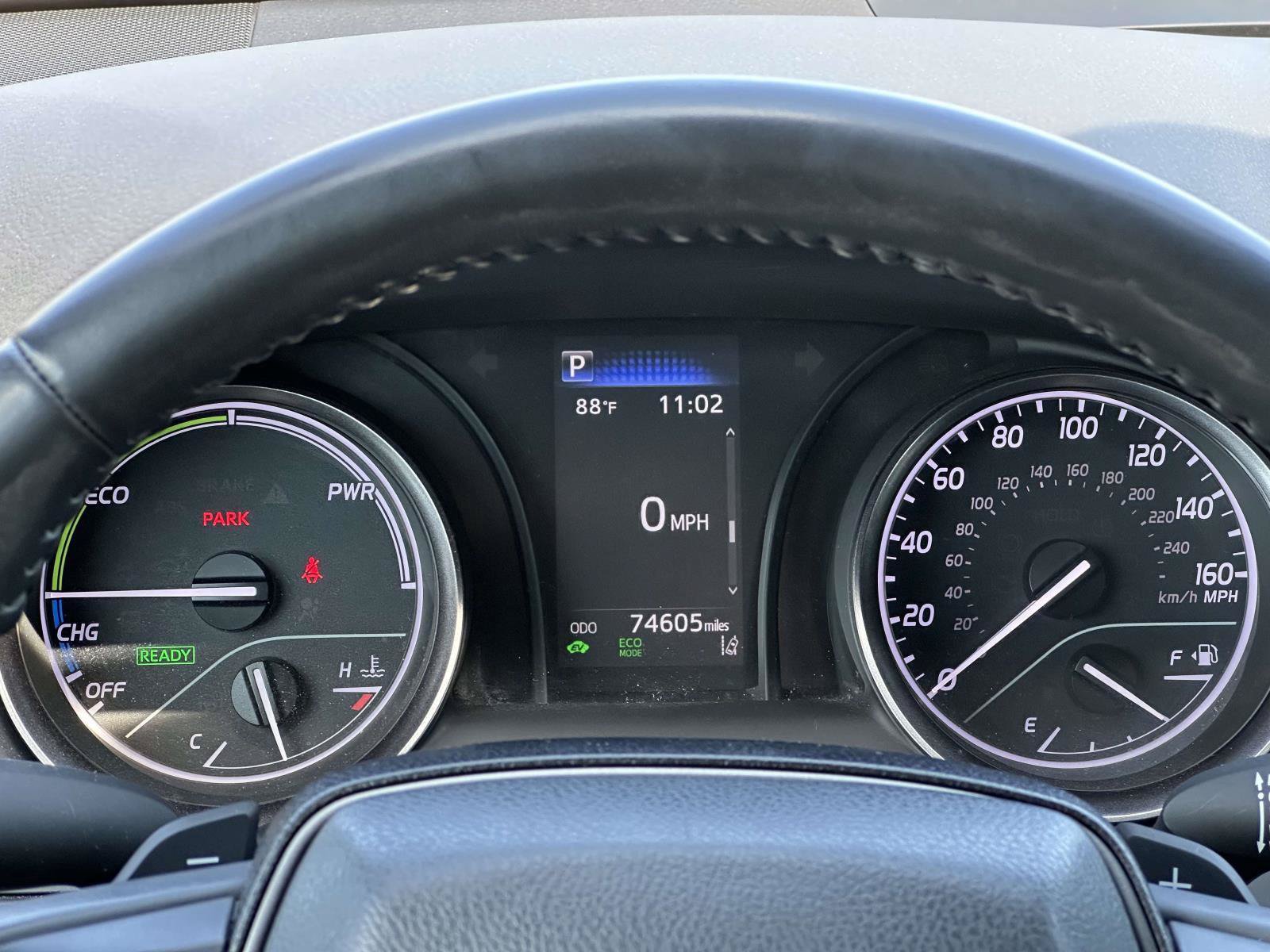 Used 2023 Toyota Camry SE w/ Protection Package (Q2) (TMS) FWD image 24