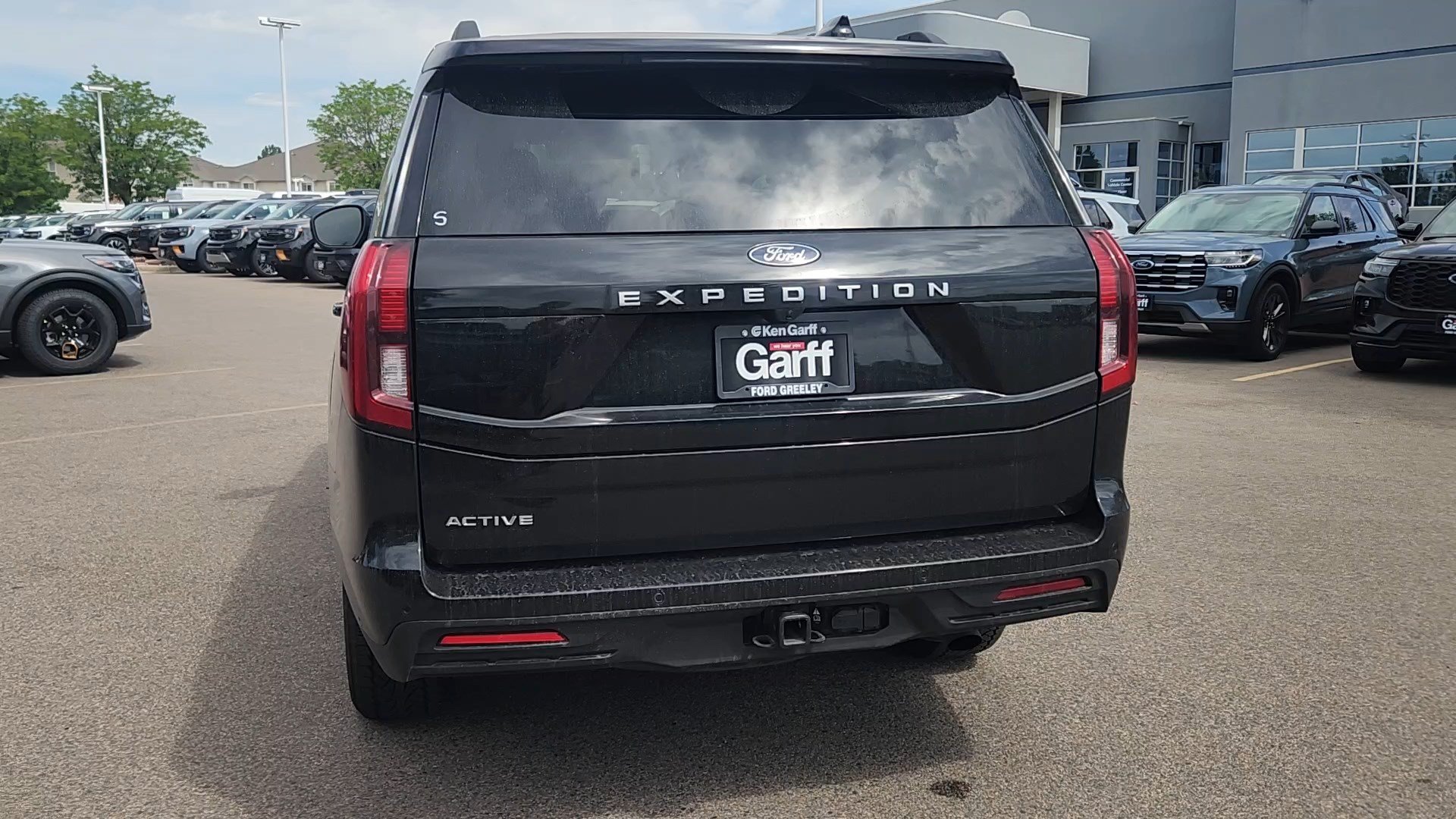 Certified 2025 Ford Expedition Active AWD/4WD image 5