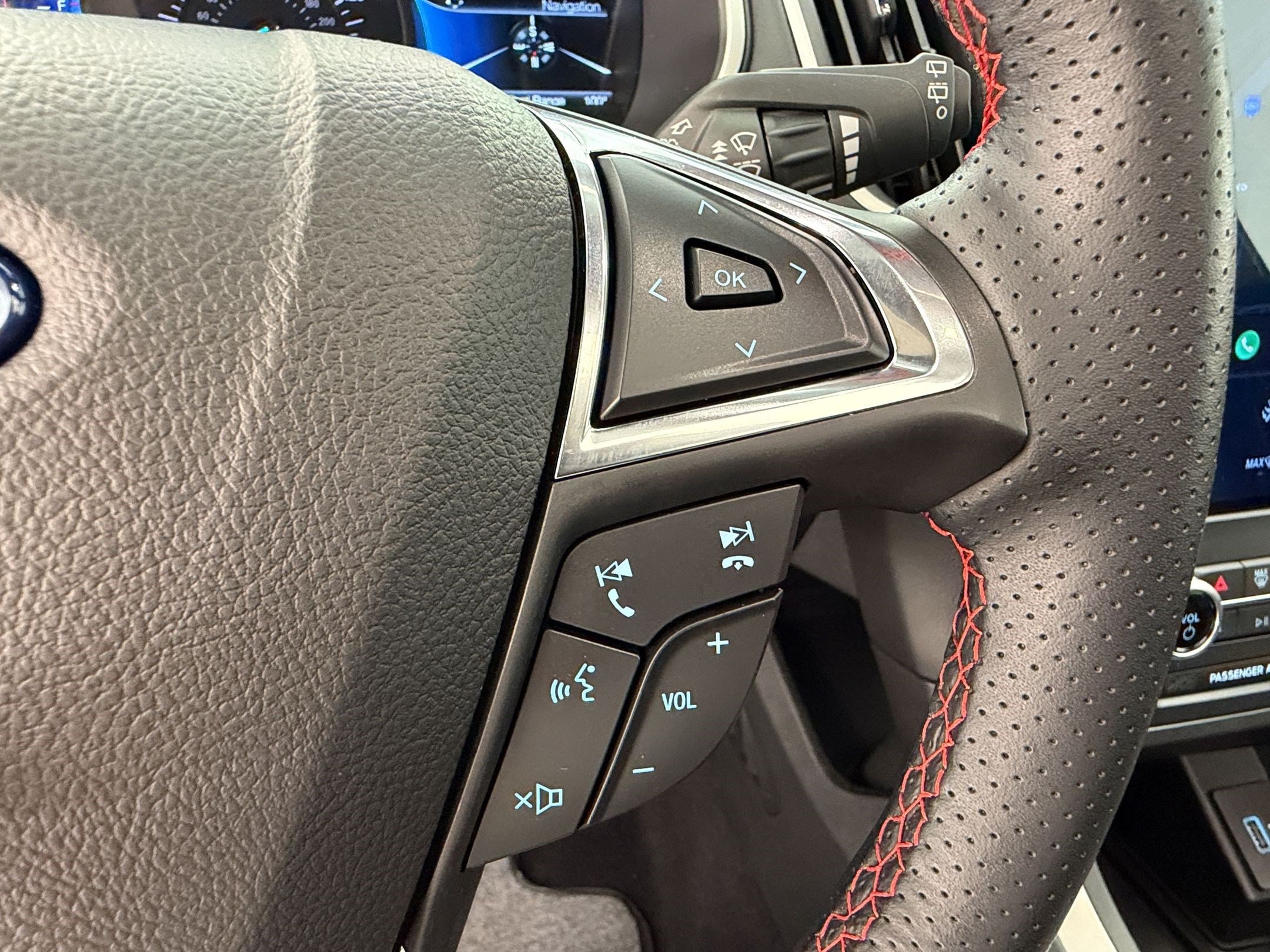 Certified 2021 Ford Edge ST-Line FWD image 17