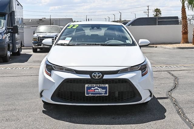 Used 2022 Toyota Corolla LE FWD image 2