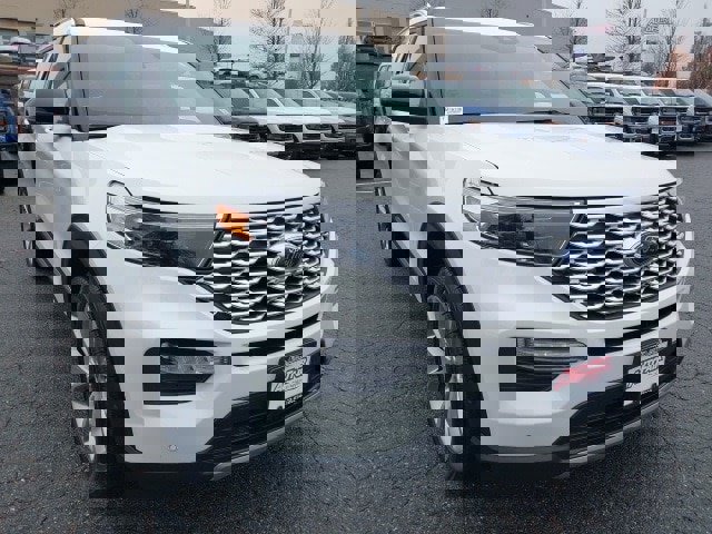 Certified 2021 Ford Explorer Platinum w/ Equipment Group 601A image 2