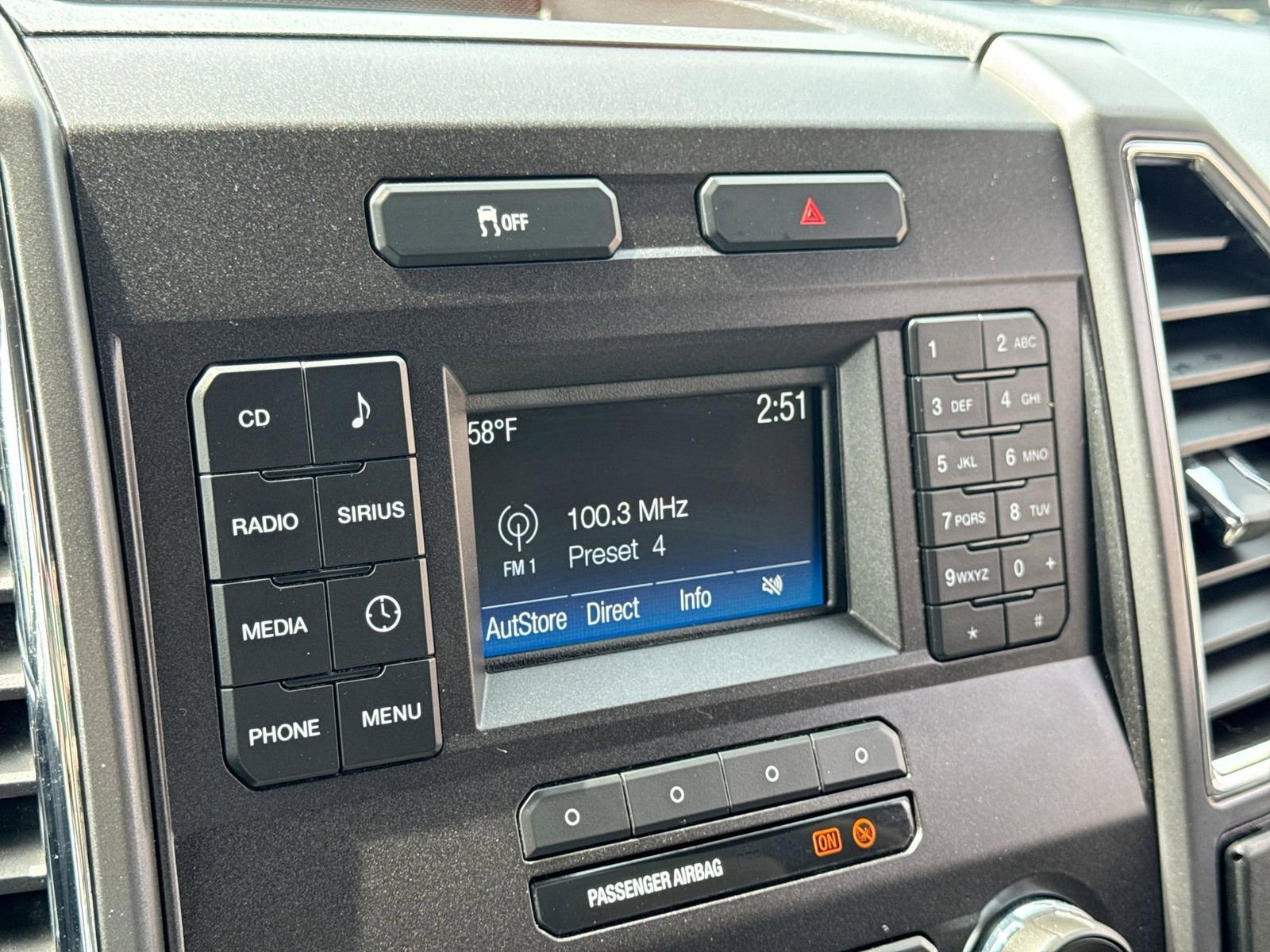 Certified 2017 Ford F250 XLT AWD/4WD image 31