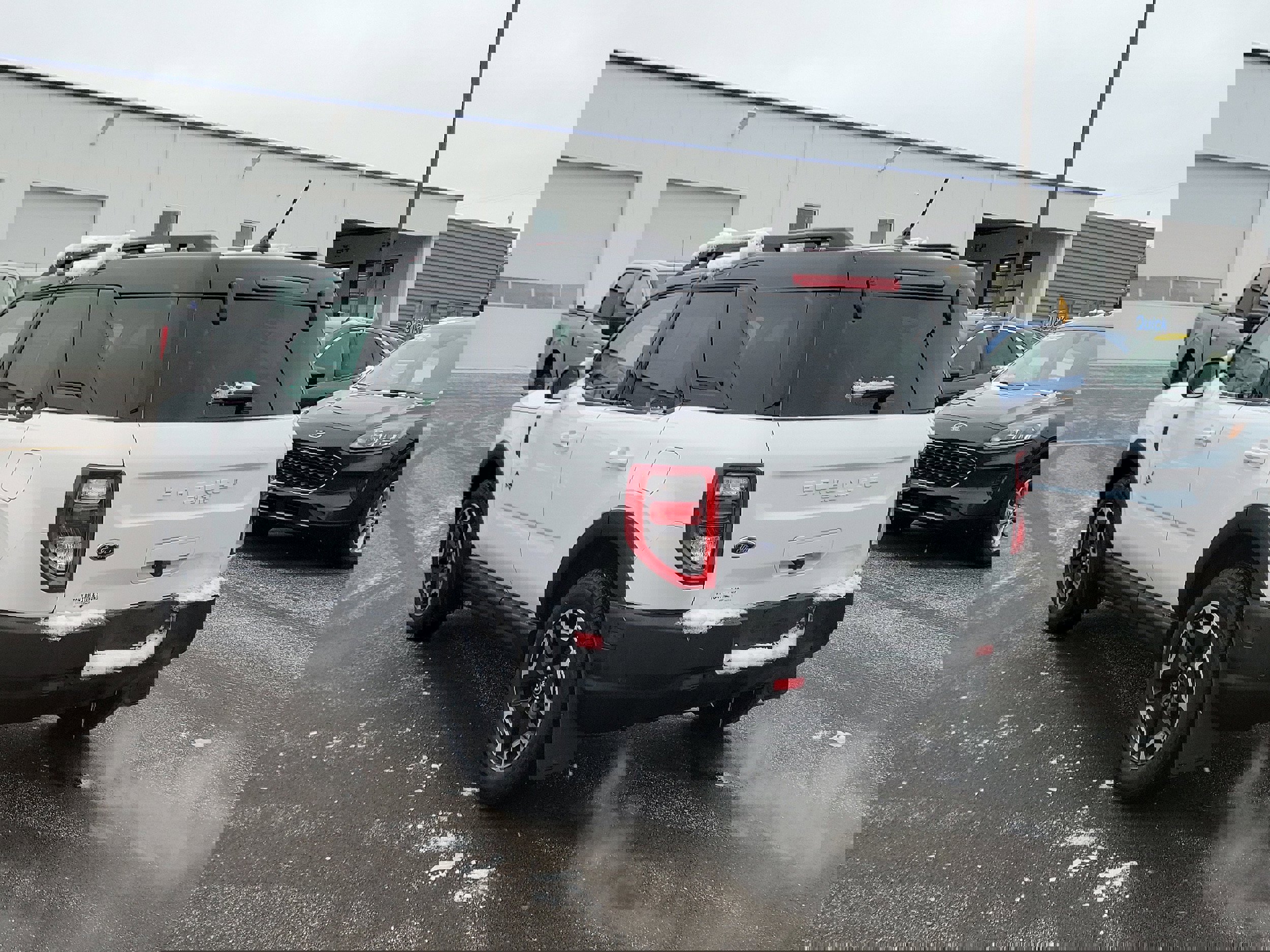 Certified 2023 Ford Bronco Sport Outer Banks w/ Tech Package image 3