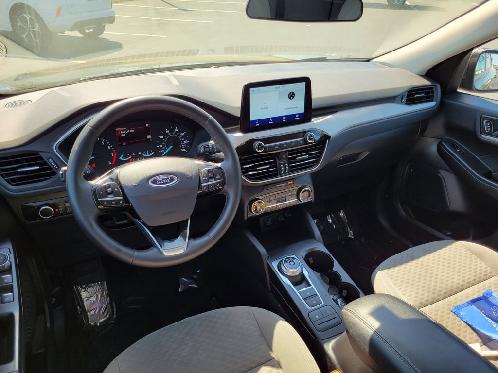 Certified 2022 Ford Escape SE w/ Cold Weather Package AWD/4WD image 21