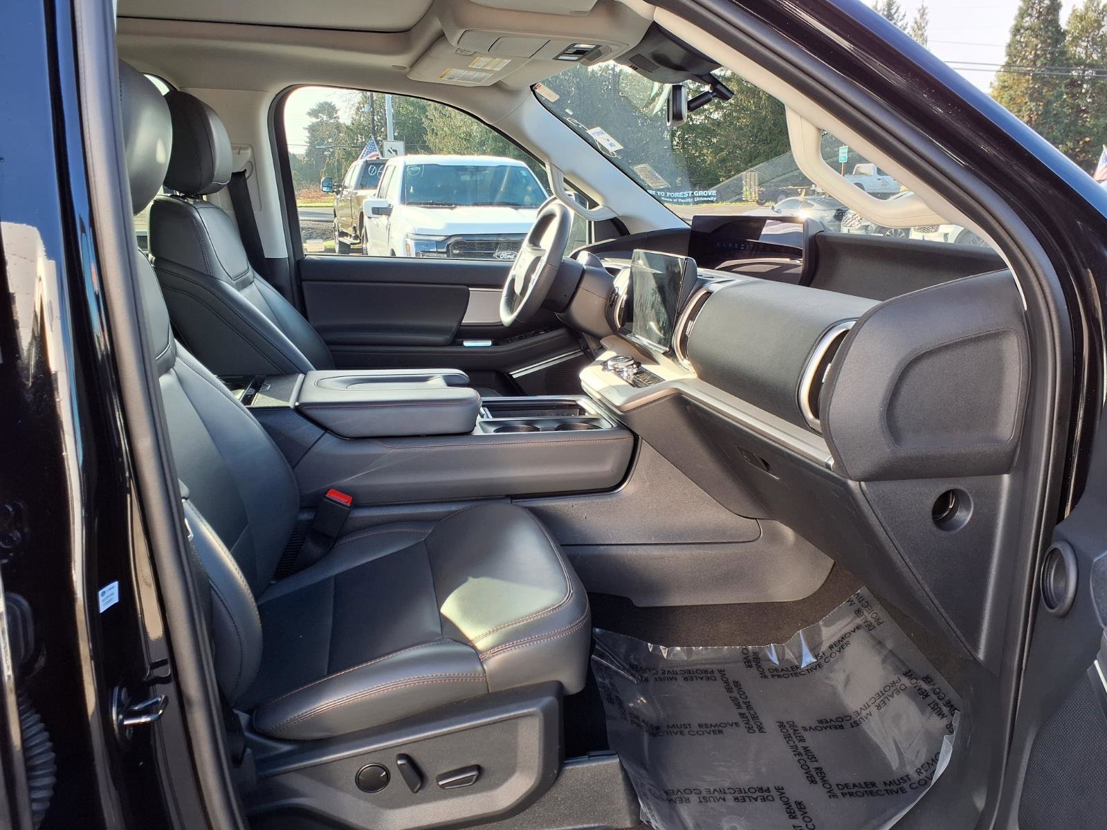 Certified 2025 Ford Expedition Max Active image 5