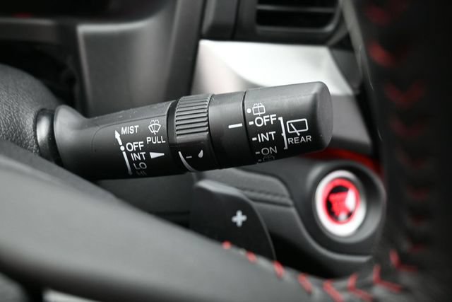 Used 2025 Honda Odyssey Sport-L image 18