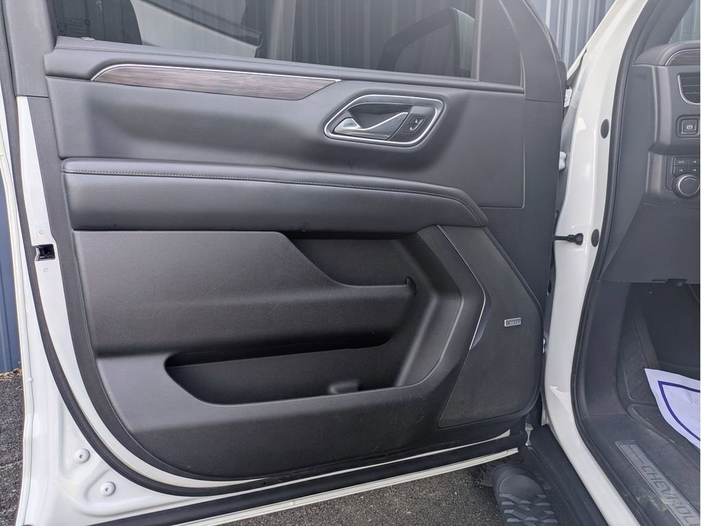 Used 2021 Chevrolet Tahoe Z71 w/ Z71 Signature Package image 12