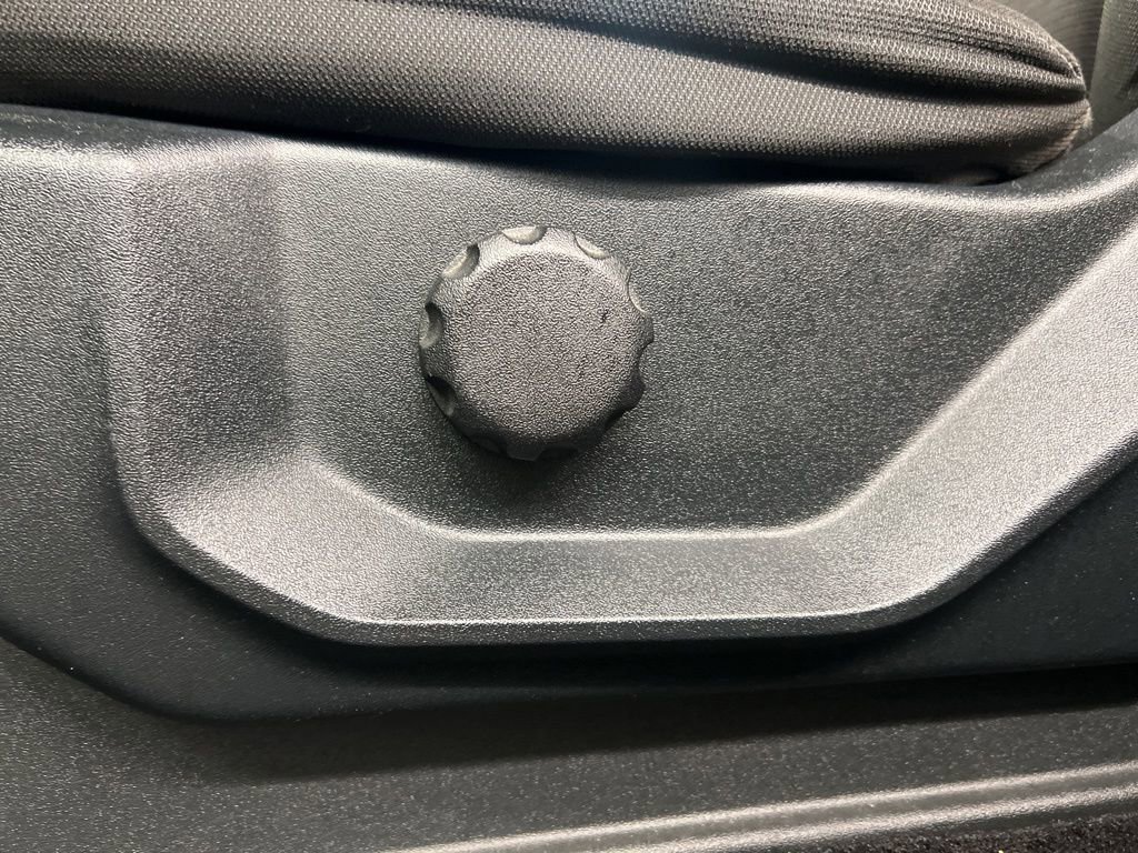 Certified 2017 Ford F150 XL w/ Equipment Group 101A Mid image 26