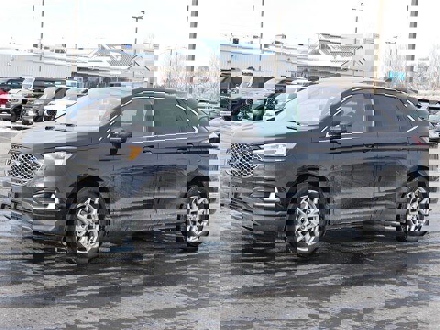 Certified 2024 Ford Edge SEL image 4