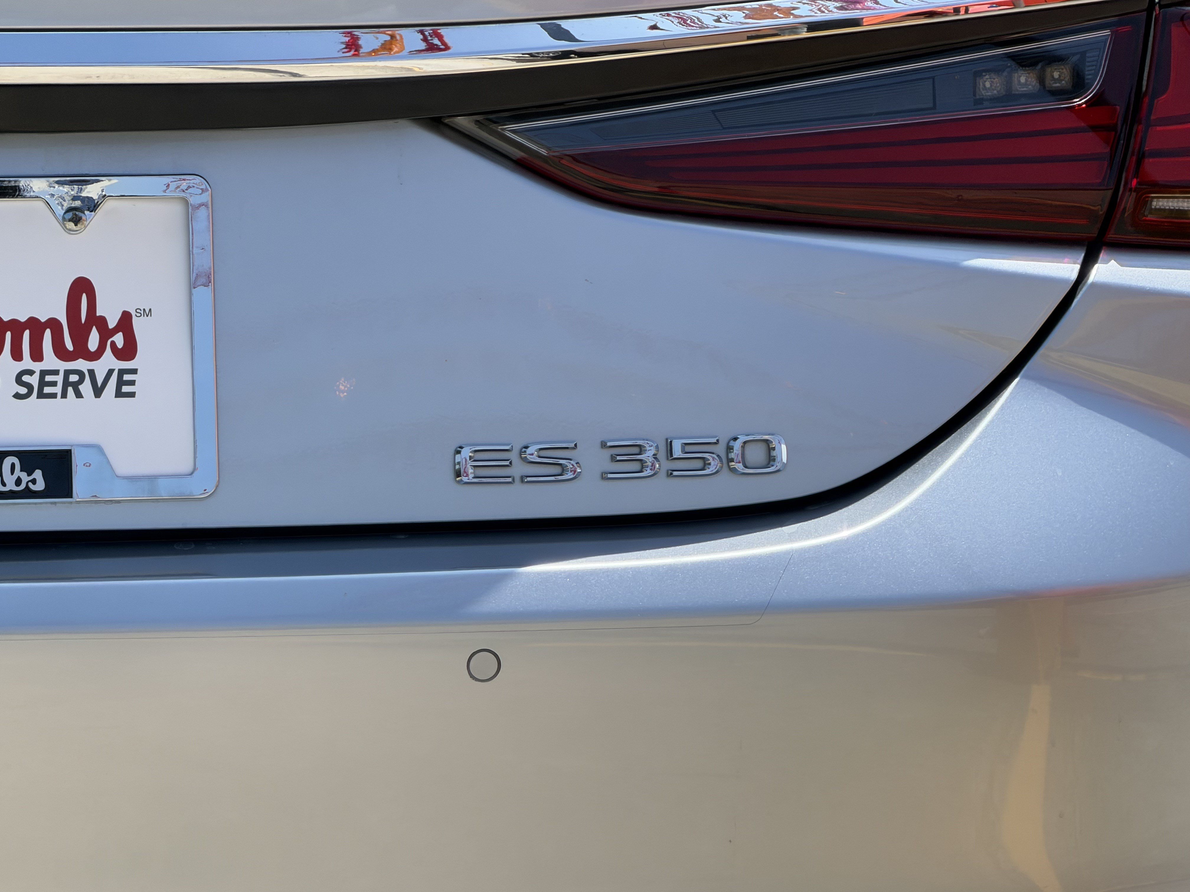Used 2023 Lexus ES 350 w/ Premium Package FWD image 7
