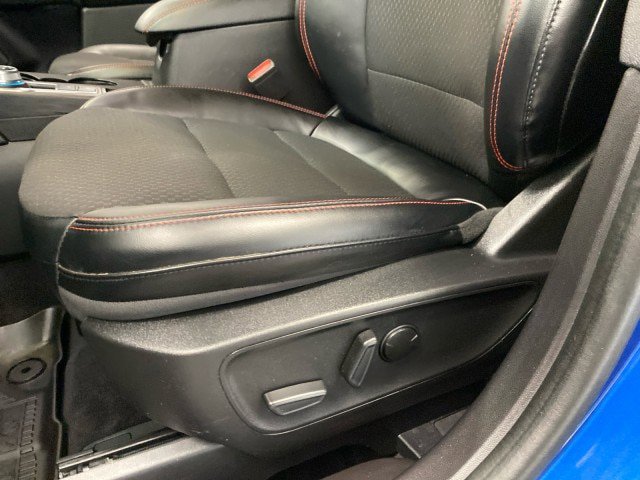 Certified 2023 Ford Escape ST-Line Select AWD/4WD image 16
