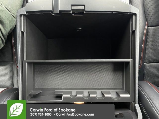 Certified 2024 Ford F250 Lariat w/ Chrome Package image 37