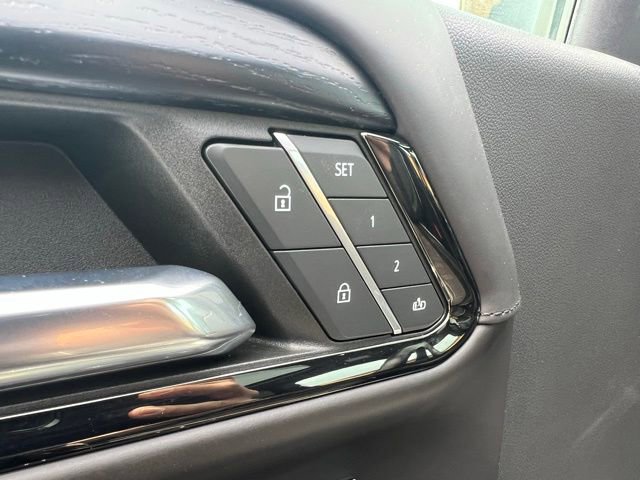 Used 2022 GMC Sierra 1500 AT4X AWD/4WD image 8