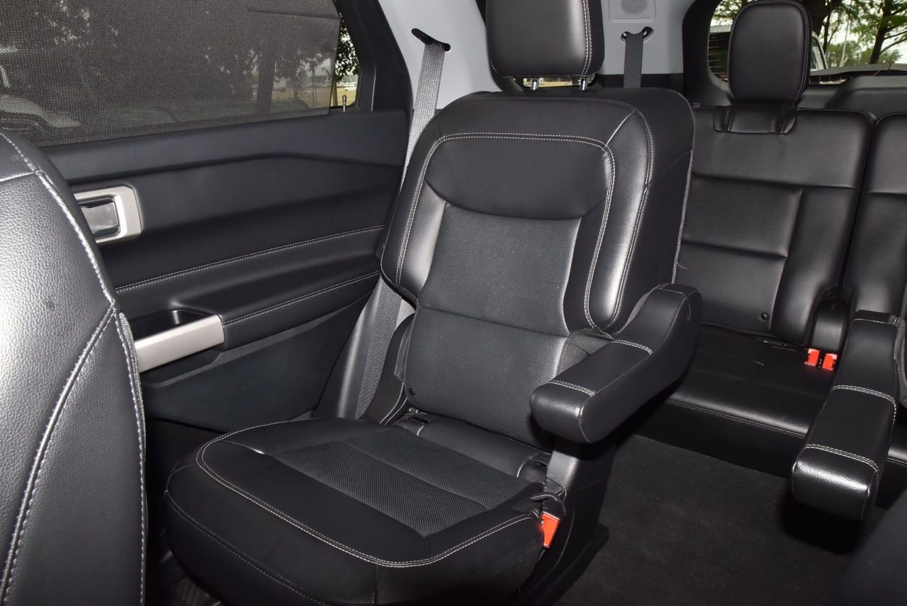 Certified 2024 Ford Explorer Limited w/ Limited Technology Package image 21