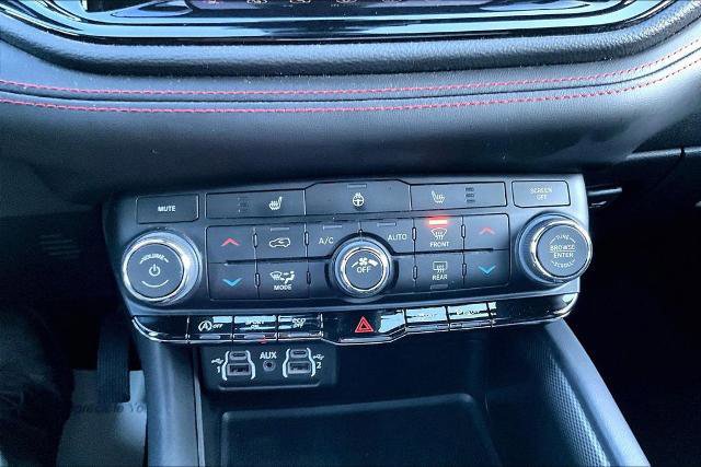 Used 2023 Dodge Durango GT image 31