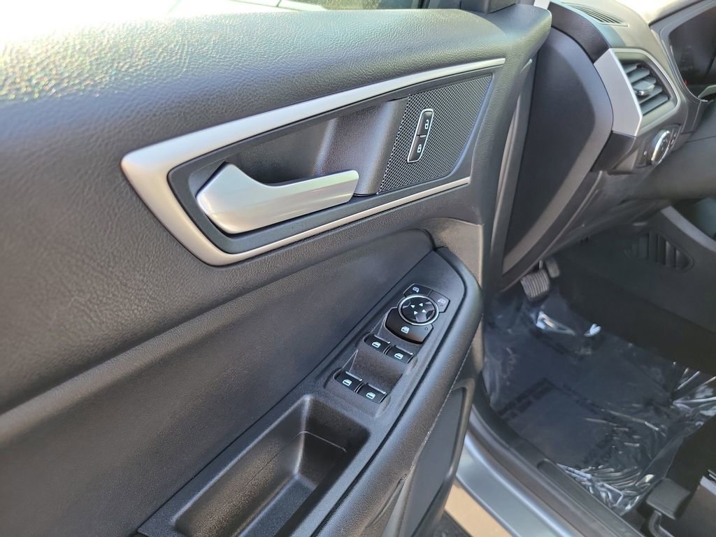 Certified 2023 Ford Edge SEL w/ Convenience Package AWD/4WD image 7