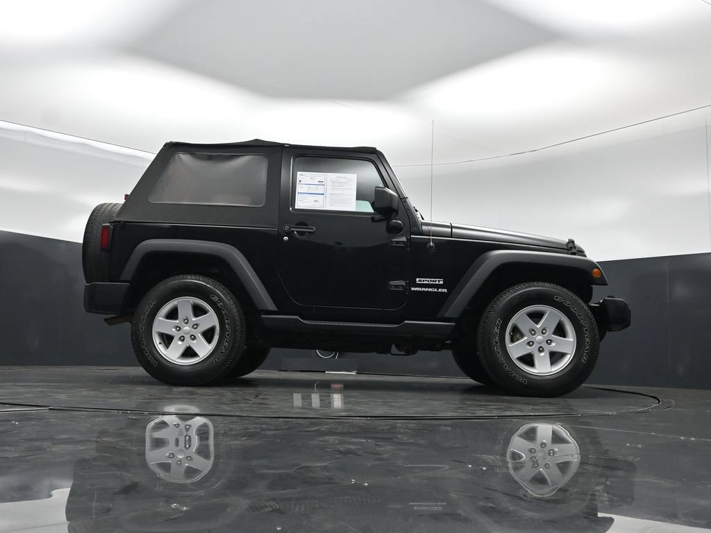 Used 2017 Jeep Wrangler Sport w/ Quick Order Package 24S AWD/4WD image 39