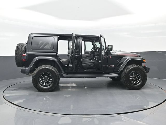 Used 2025 Jeep Wrangler Unlimited Rubicon AWD/4WD image 25