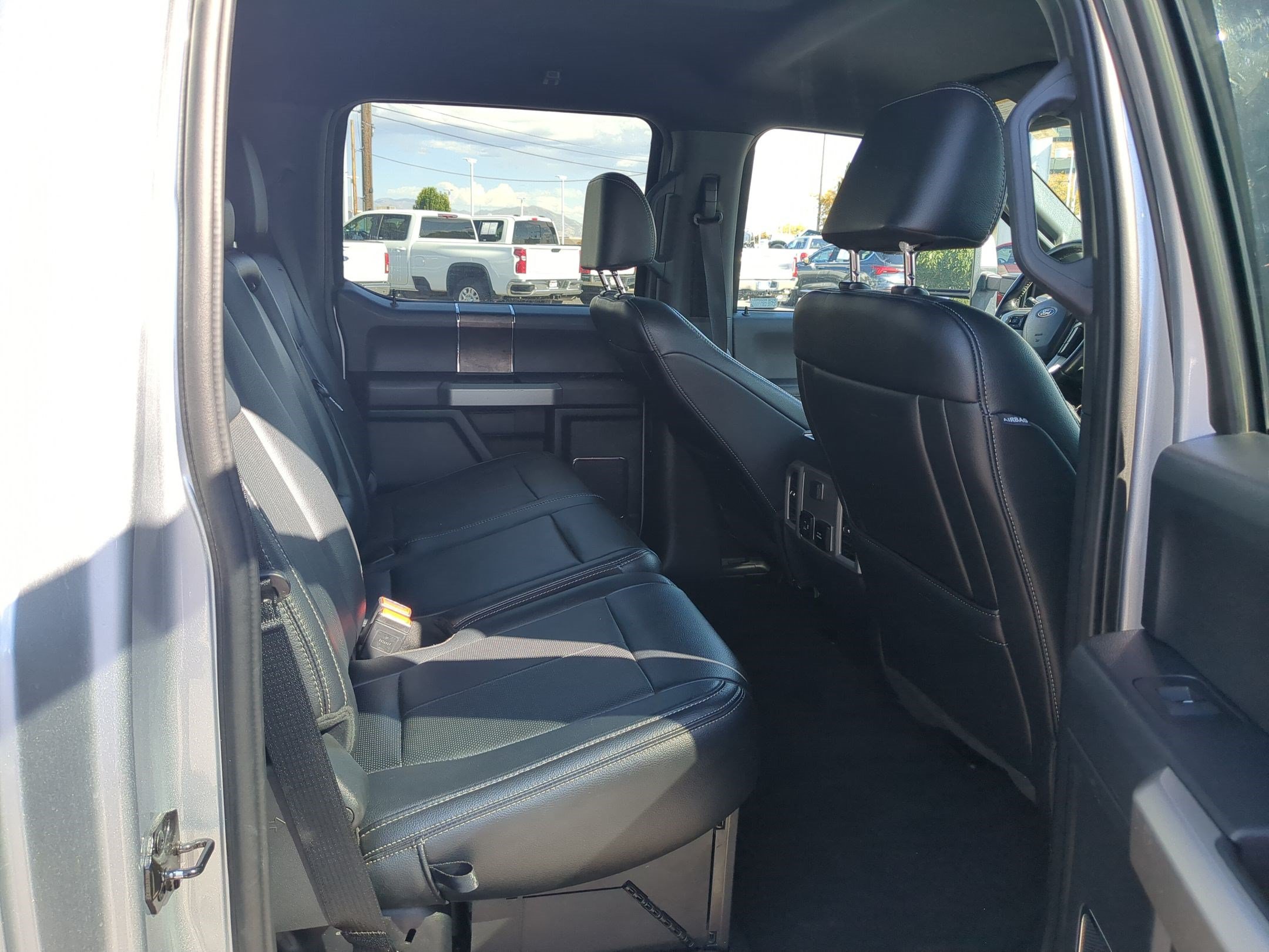 Certified 2022 Ford F250 Lariat w/ Lariat Ultimate Package AWD/4WD image 33