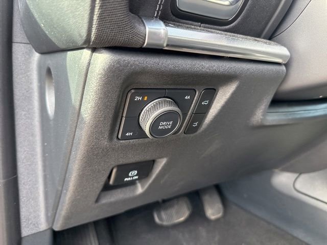 Certified 2025 Ford Expedition Platinum w/ Stealth Performance Package AWD/4WD image 23