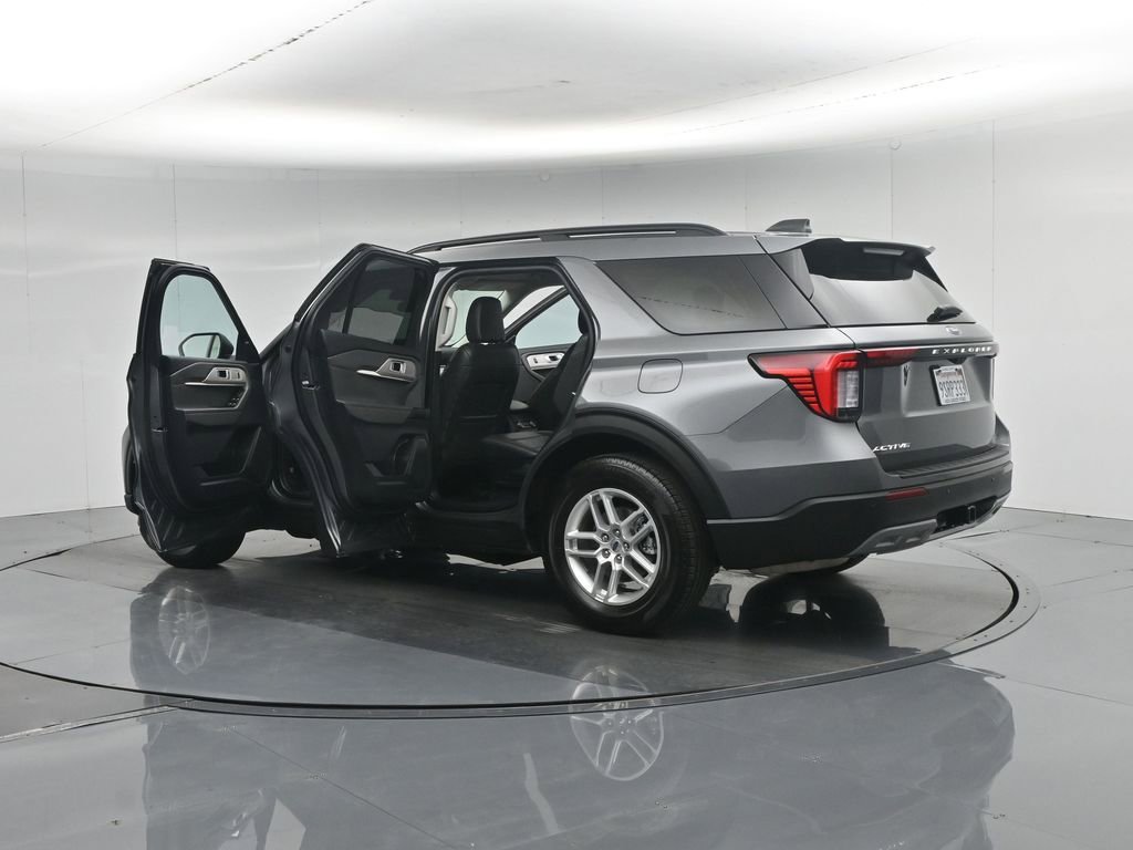 Certified 2025 Ford Explorer Active w/ Active Comfort Package RWD image 38
