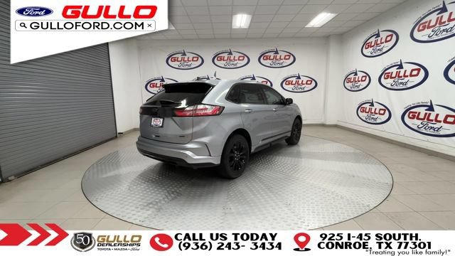Certified 2024 Ford Edge SE w/ Black Appearance Package AWD/4WD image 2