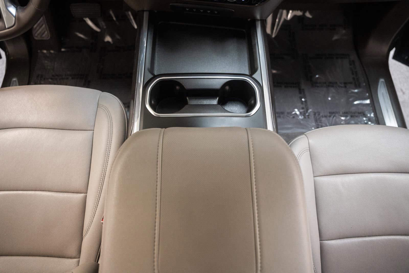 Used 2025 Chevrolet Silverado 2500 LTZ w/ LTZ Premium Package AWD/4WD image 37