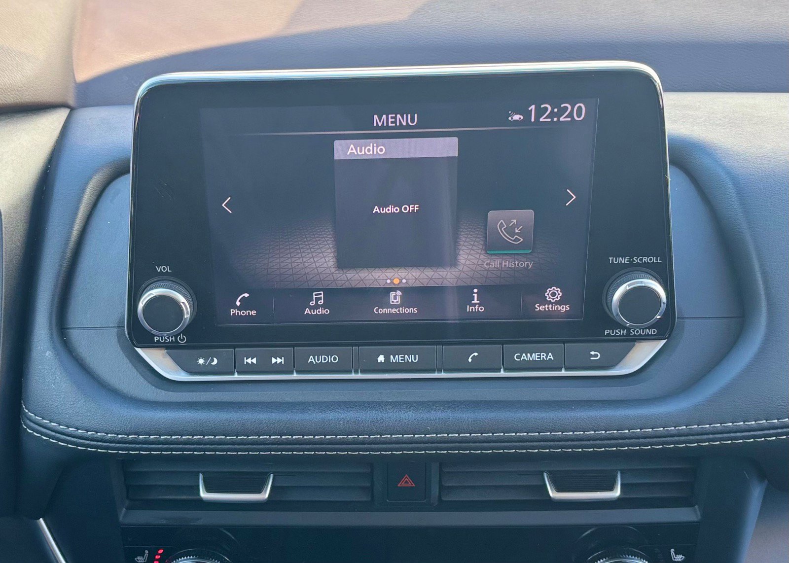 Used 2023 Nissan Rogue SV w/ SV Premium B Package image 35