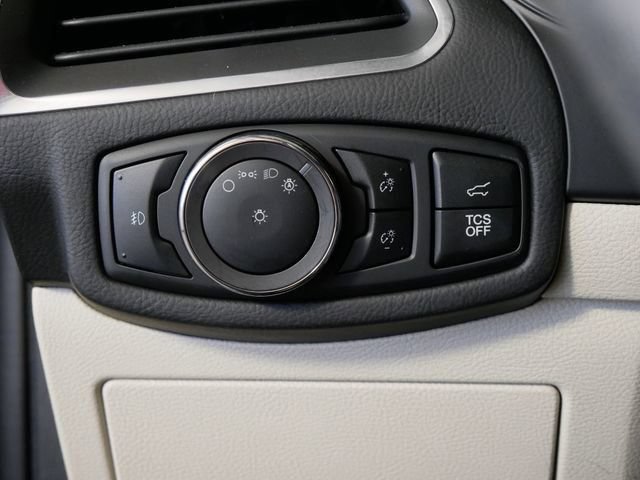 Certified 2024 Ford Edge Titanium AWD/4WD image 18