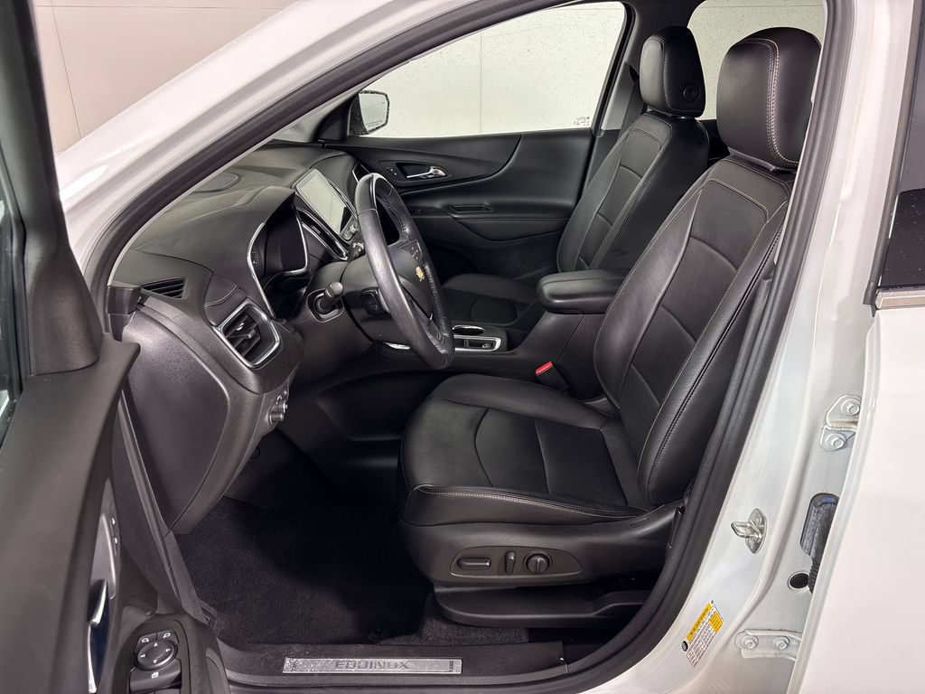 Used 2021 Chevrolet Equinox Premier FWD image 30