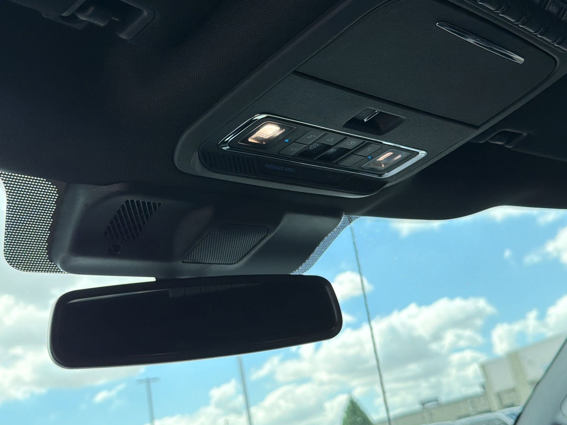 Certified 2023 Ford F150 Raptor w/ Raptor Carbon Fiber Package image 20