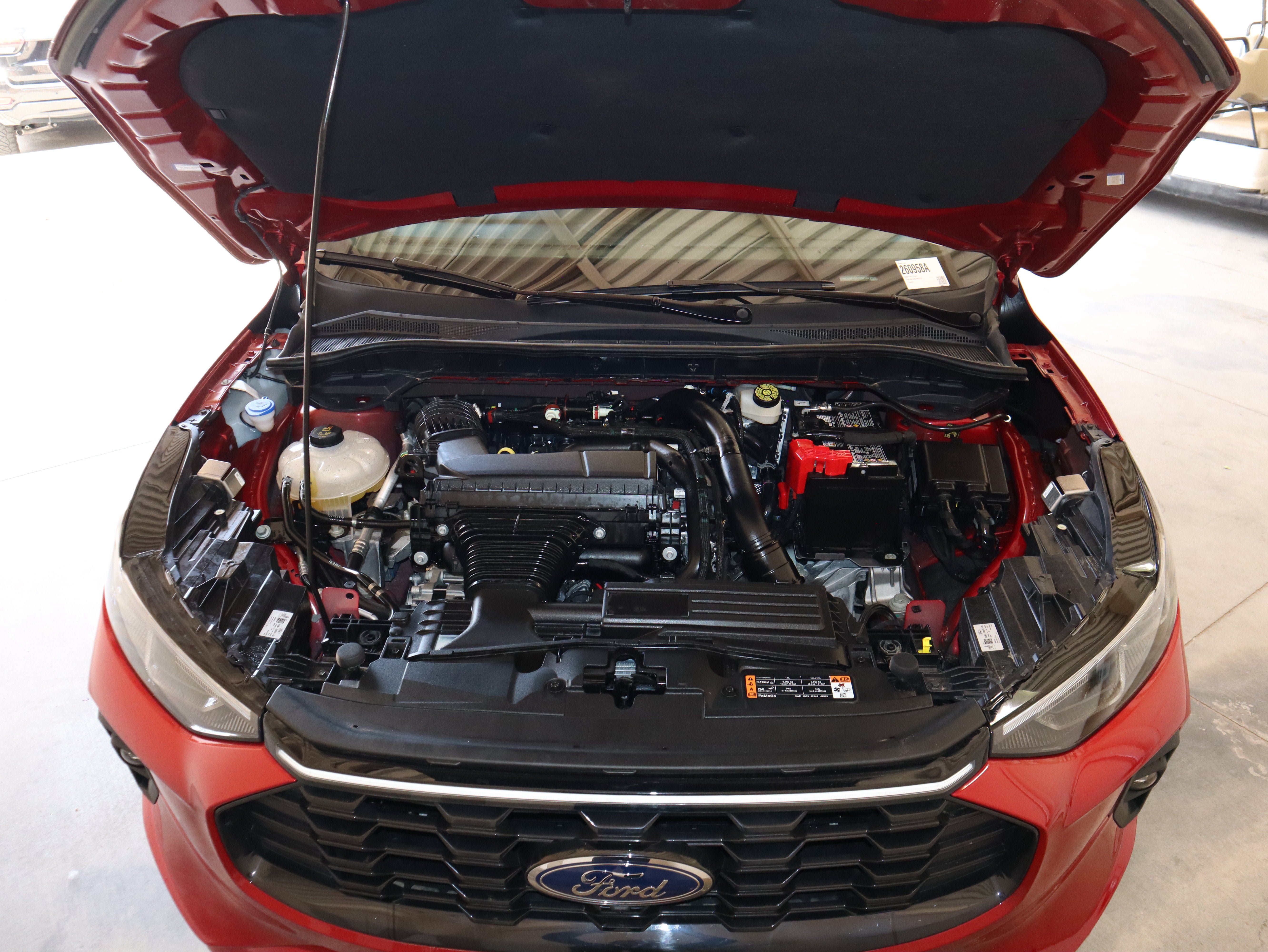 Certified 2025 Ford Escape ST-Line Elite w/ Premium Technology Package AWD/4WD image 19