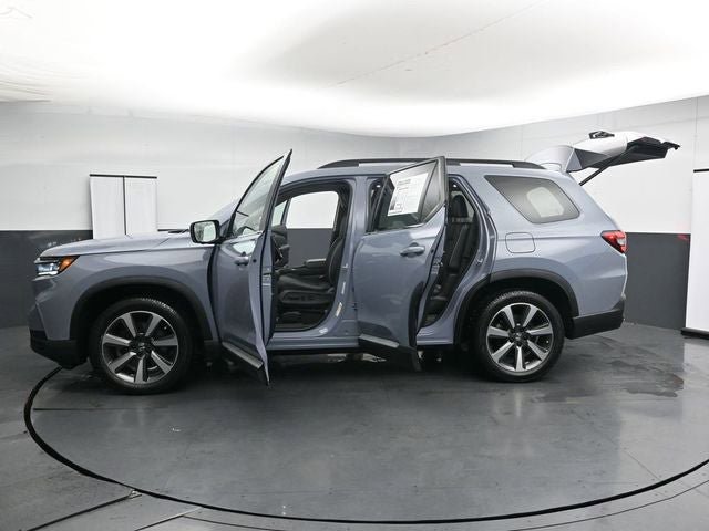 Used 2023 Honda Pilot Elite image 39