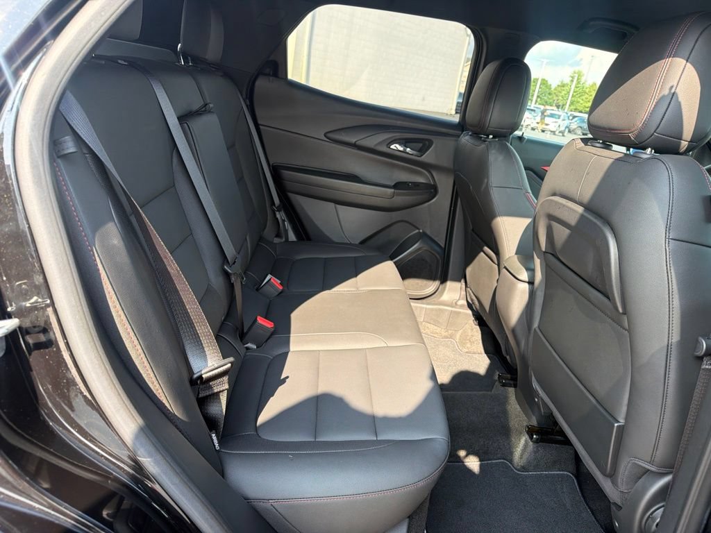 Used 2024 Chevrolet TrailBlazer RS w/ Driver Confidence Package AWD/4WD image 45