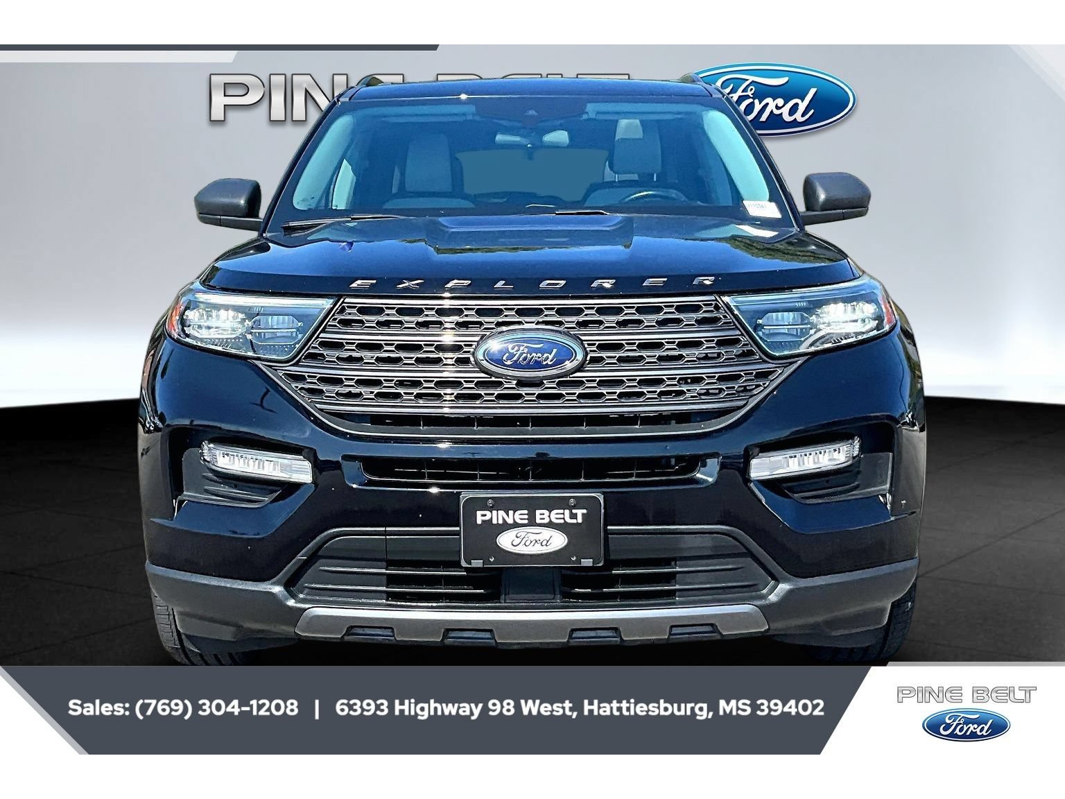 Certified 2021 Ford Explorer XLT w/ Equipment Group 202A RWD image 3