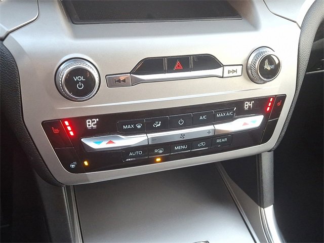 Certified 2020 Ford Explorer XLT w/ Equipment Group 202A image 17