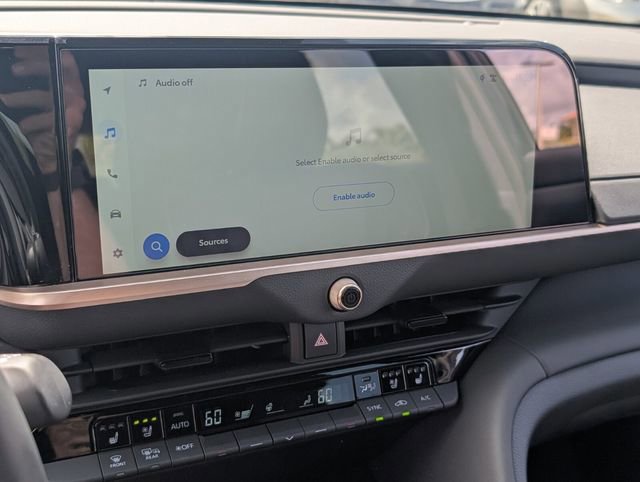 Used 2025 Toyota Crown Signia XLE image 16