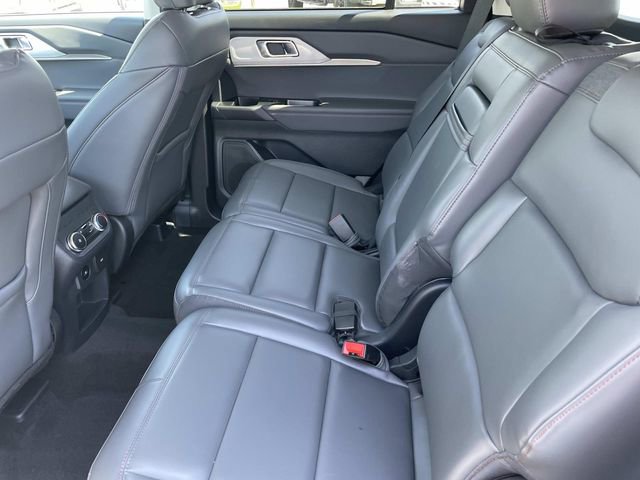 Certified 2025 Ford Explorer Active w/ Active Comfort Package RWD image 33