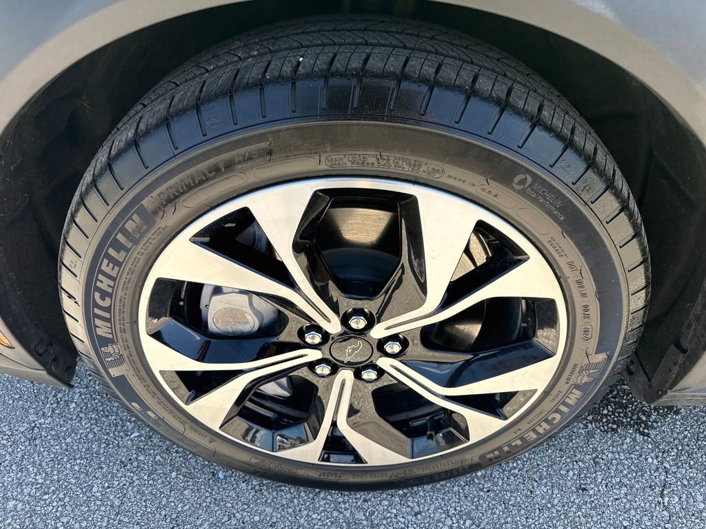 Certified 2025 Ford Mustang Mach-E Select RWD image 12