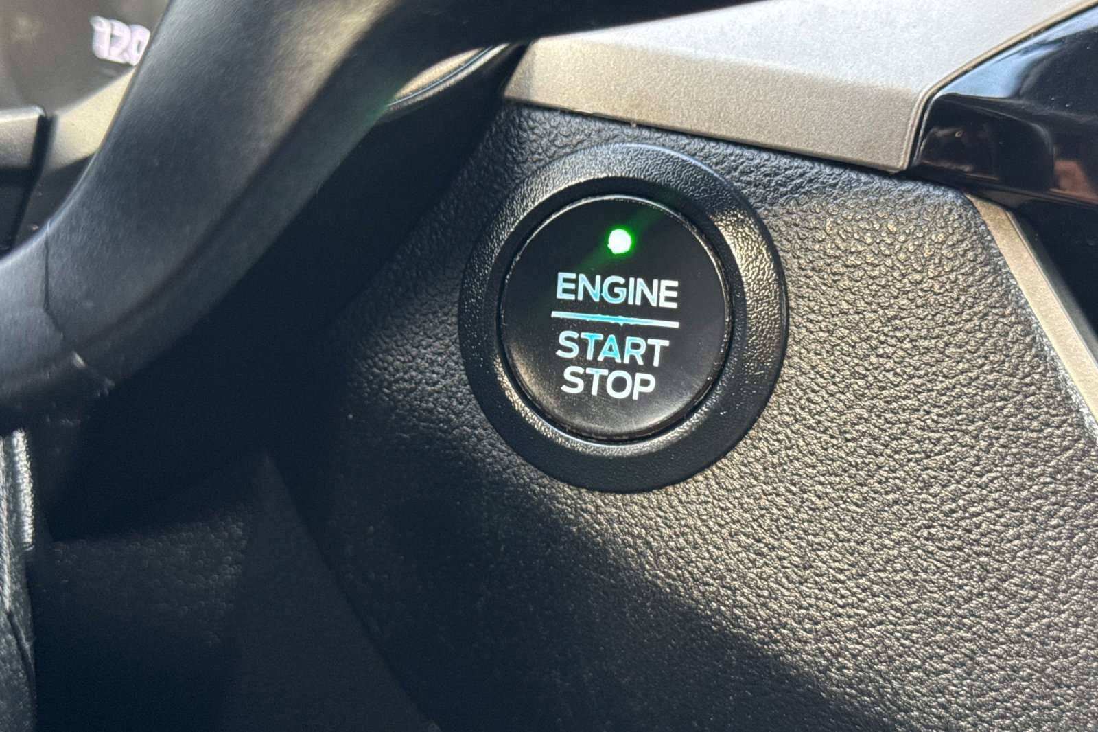 Certified 2022 Ford Escape SE w/ Convenience Package image 21