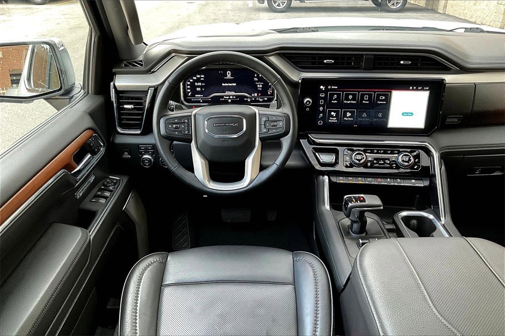 Used 2023 GMC Sierra 1500 Denali w/ Denali Reserve Package image 5