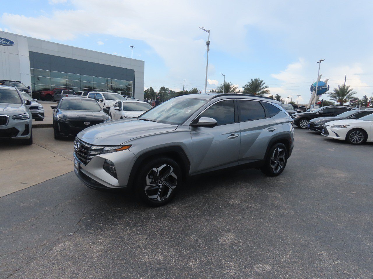Used 2024 Hyundai Tucson SEL w/ Convenience Package FWD image 2
