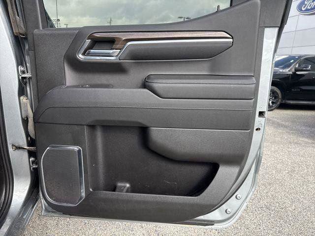 Used 2023 Chevrolet Silverado 1500 RST w/ Z71 Off-Road Package image 18